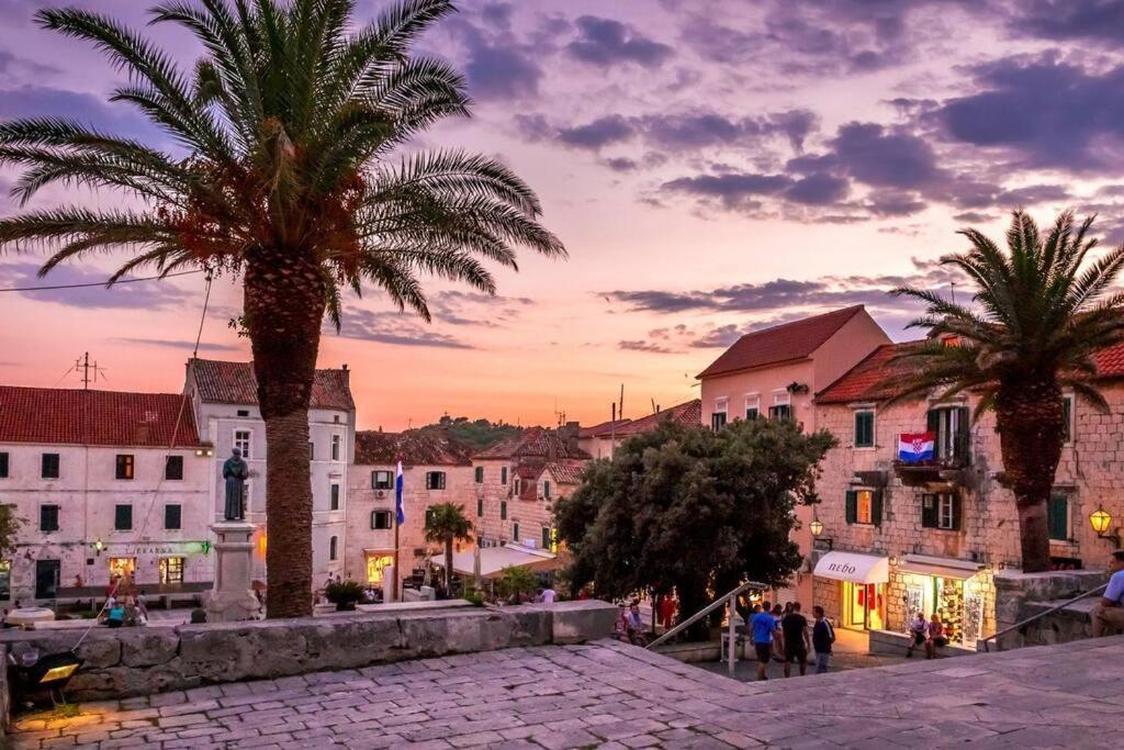 Center Nest * Makarska